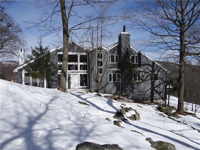 Property Photo:  3 Skahen Drive  NY 10986 