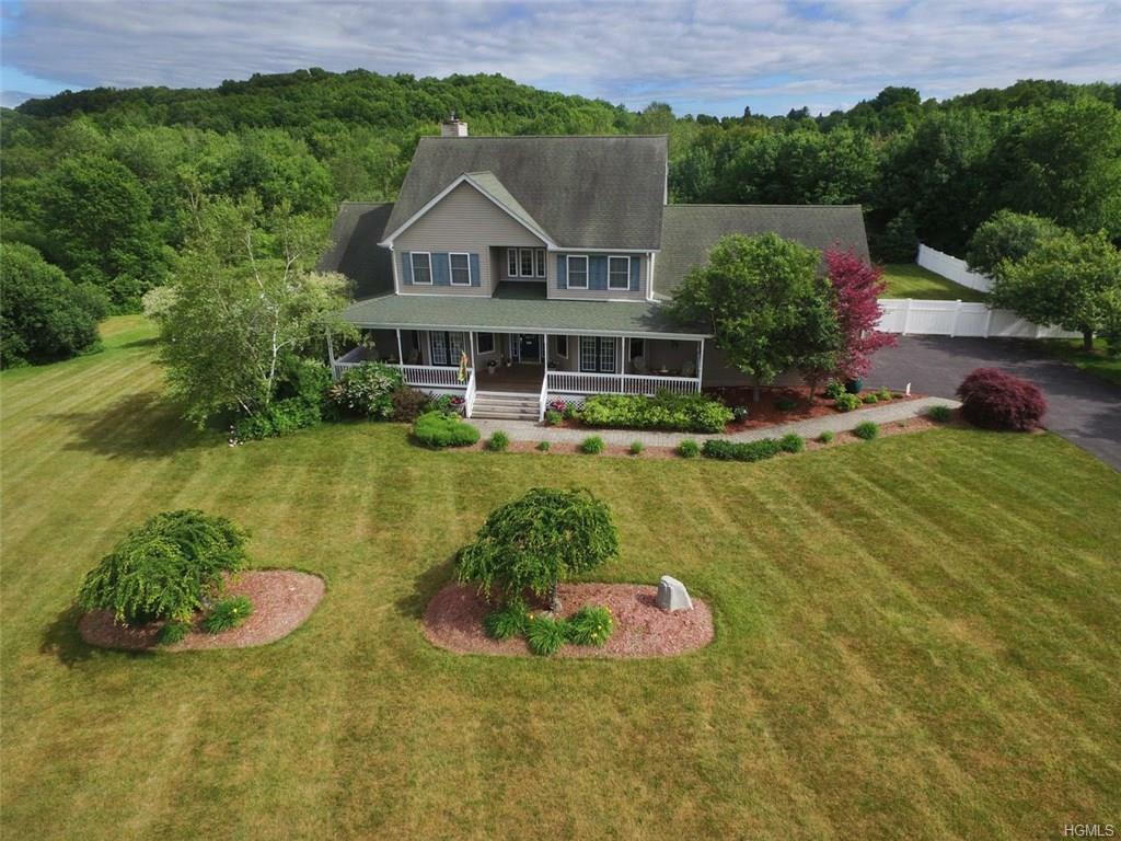 Property Photo:  4 Pella Court  NY 12589 