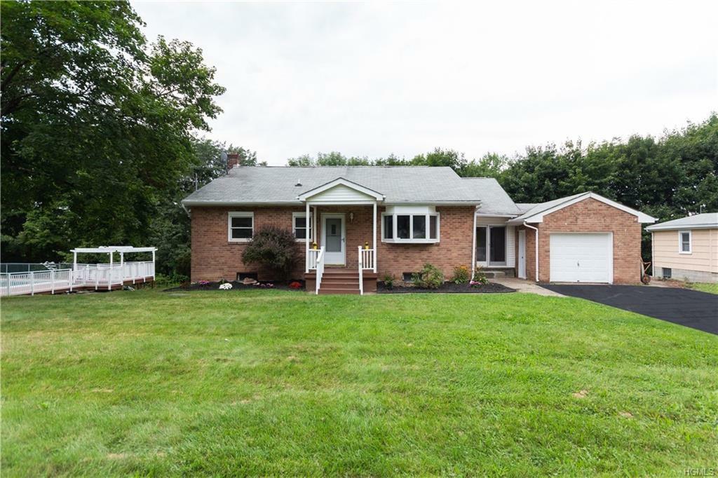 Property Photo:  25 Kovacs Lane  NY 12569 