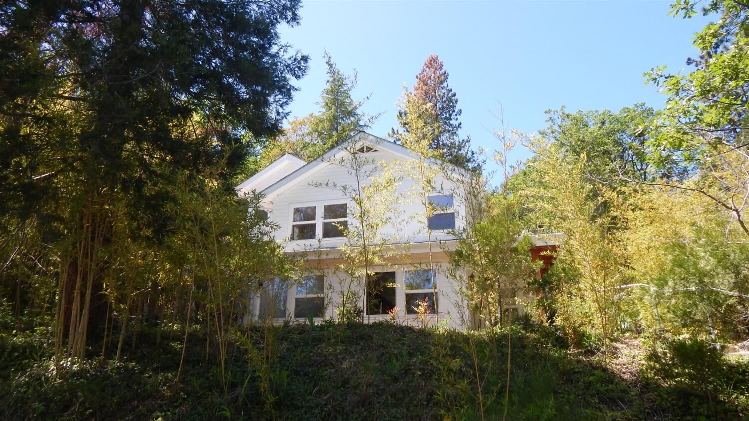 Property Photo: 309 Alta Avenue OR 97520