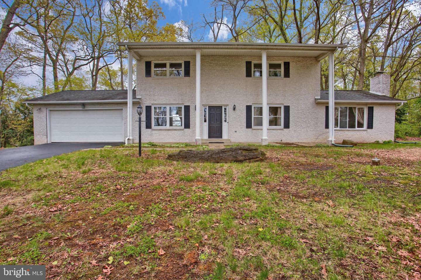 Property Photo: 105 Hickory Road PA 17015