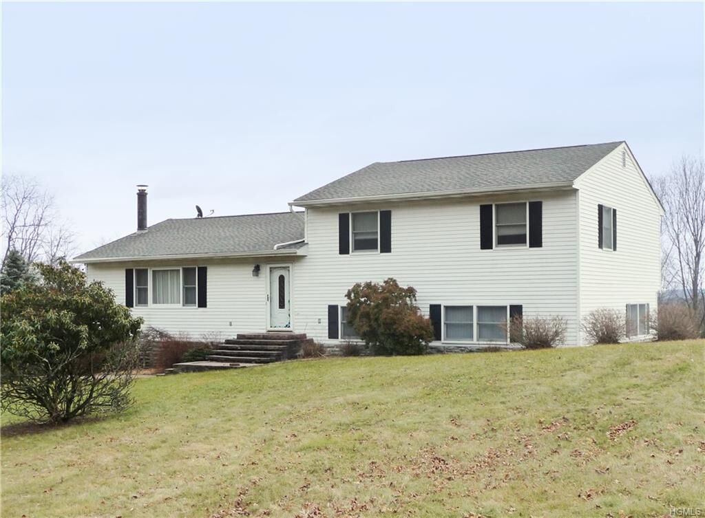 Property Photo:  214 N Kaisertown Road  NY 12549 