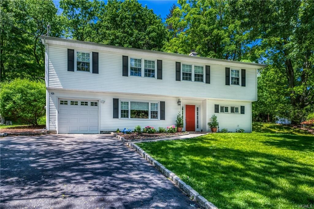 Property Photo: 3307 Poplar Street NY 10598