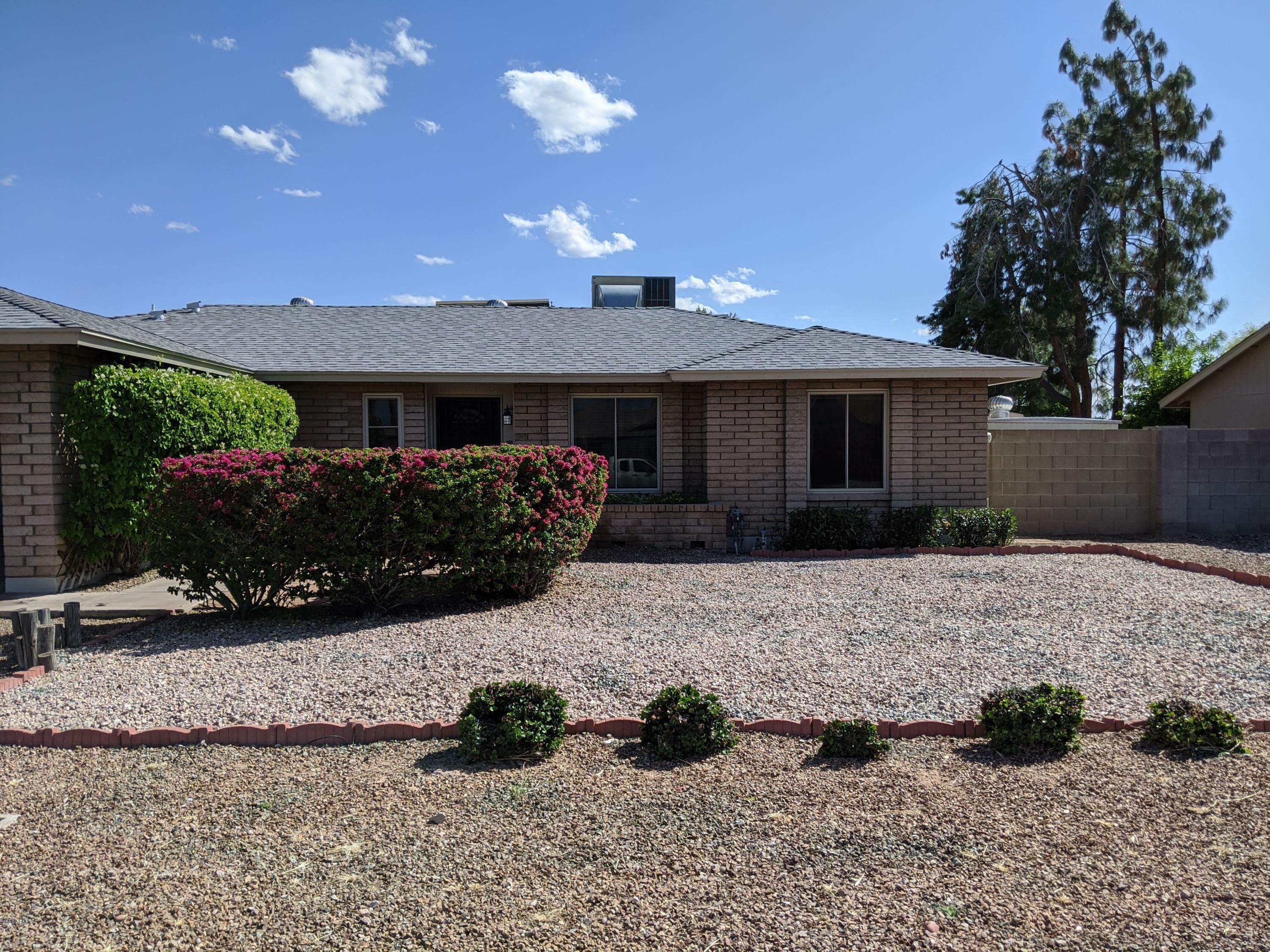 Property Photo:  903 W Shawnee Drive  AZ 85225 