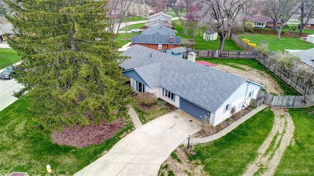 Property Photo: 2312 Belloak Drive OH 45440