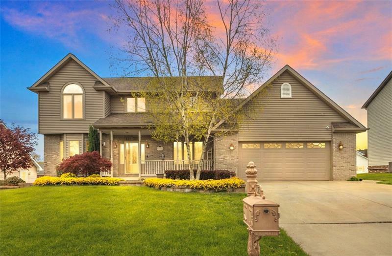 Property Photo: 616 Meadowridge Dr PA 16117