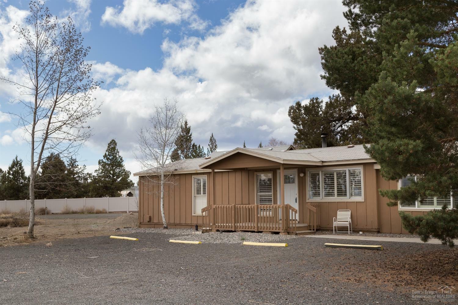 Property Photo:  6241 SW Canal Boulevard  OR 97756 