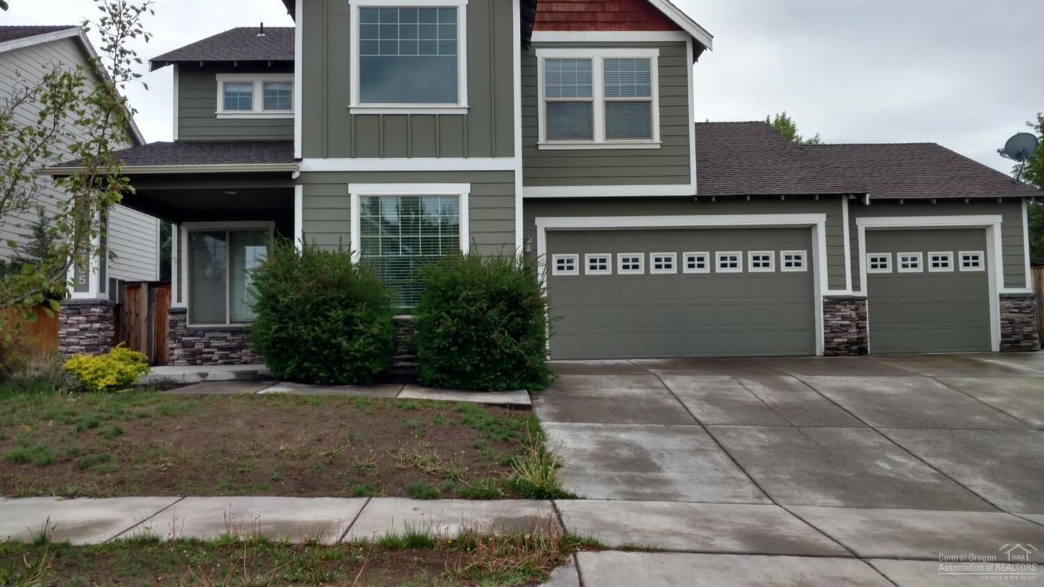 Property Photo:  20705 Wandalea Drive  OR 97701 