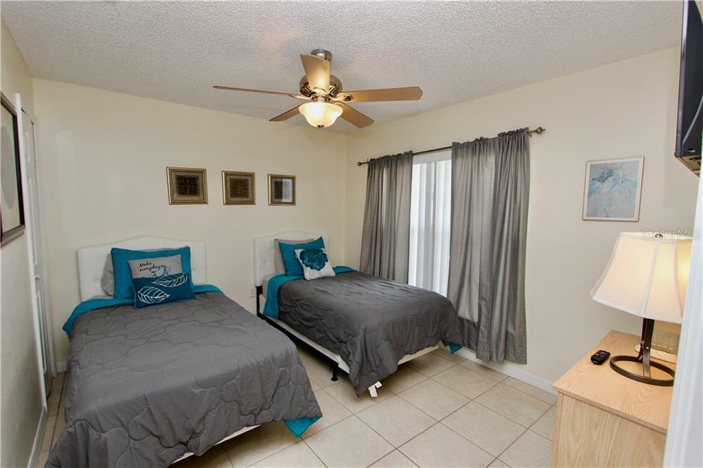 Property Photo:  17730 Pebble Creek Court  FL 34714 