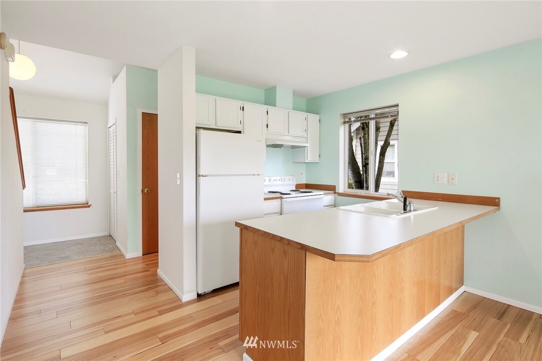 Property Photo: 262 W Maberry 101 WA 98264