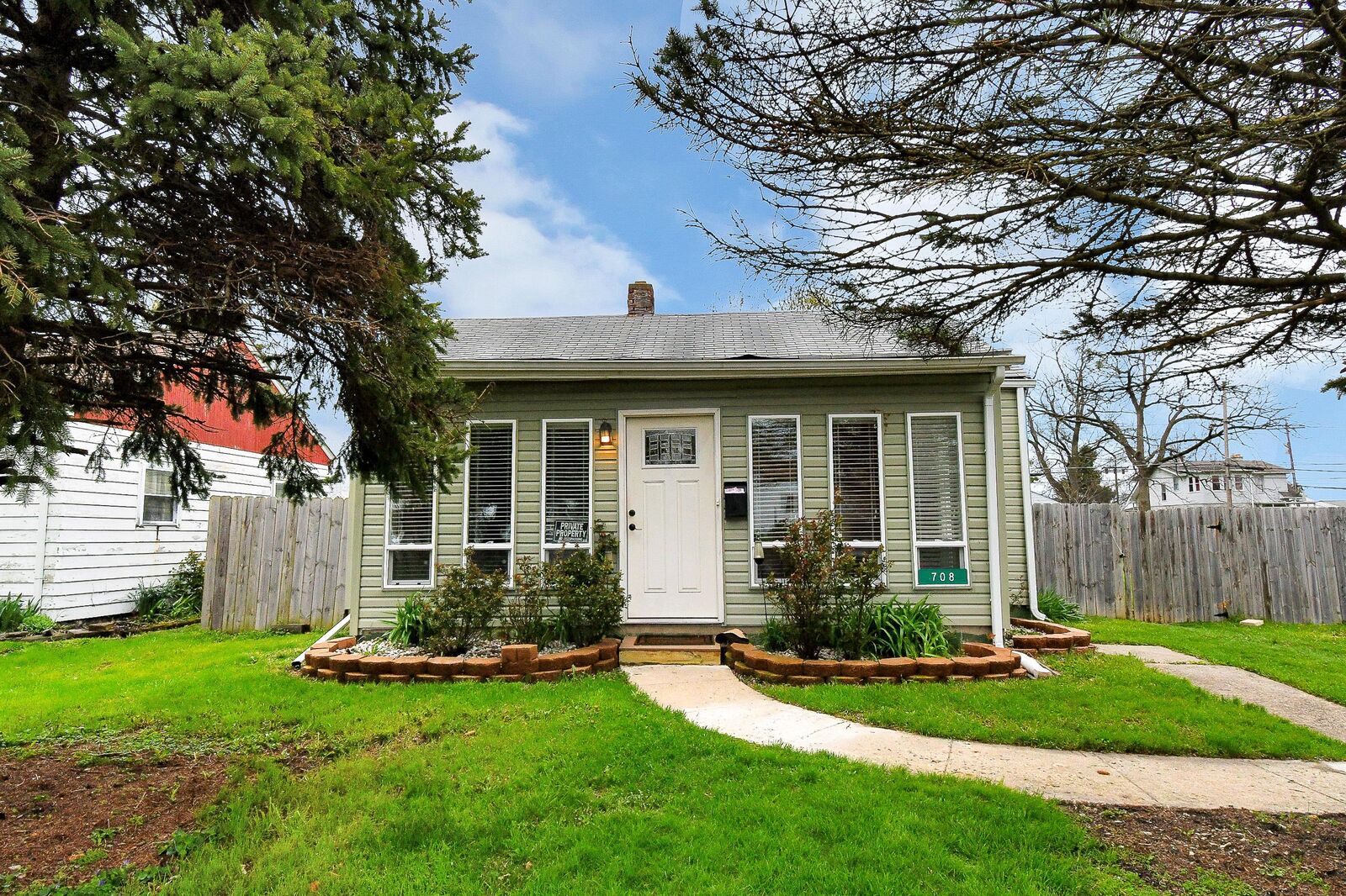 Property Photo:  708 S Waverly Street  OH 43213 