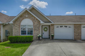Property Photo:  724 Greensboro Way  TN 37912 