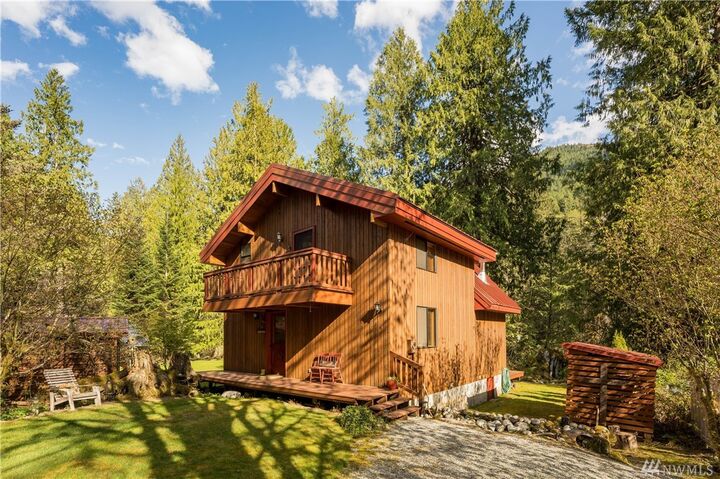 Property Photo: 64202 E Cascade Drive WA 98267