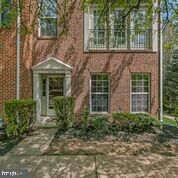 Property Photo:  2348 Huntington Station Court  VA 22303 