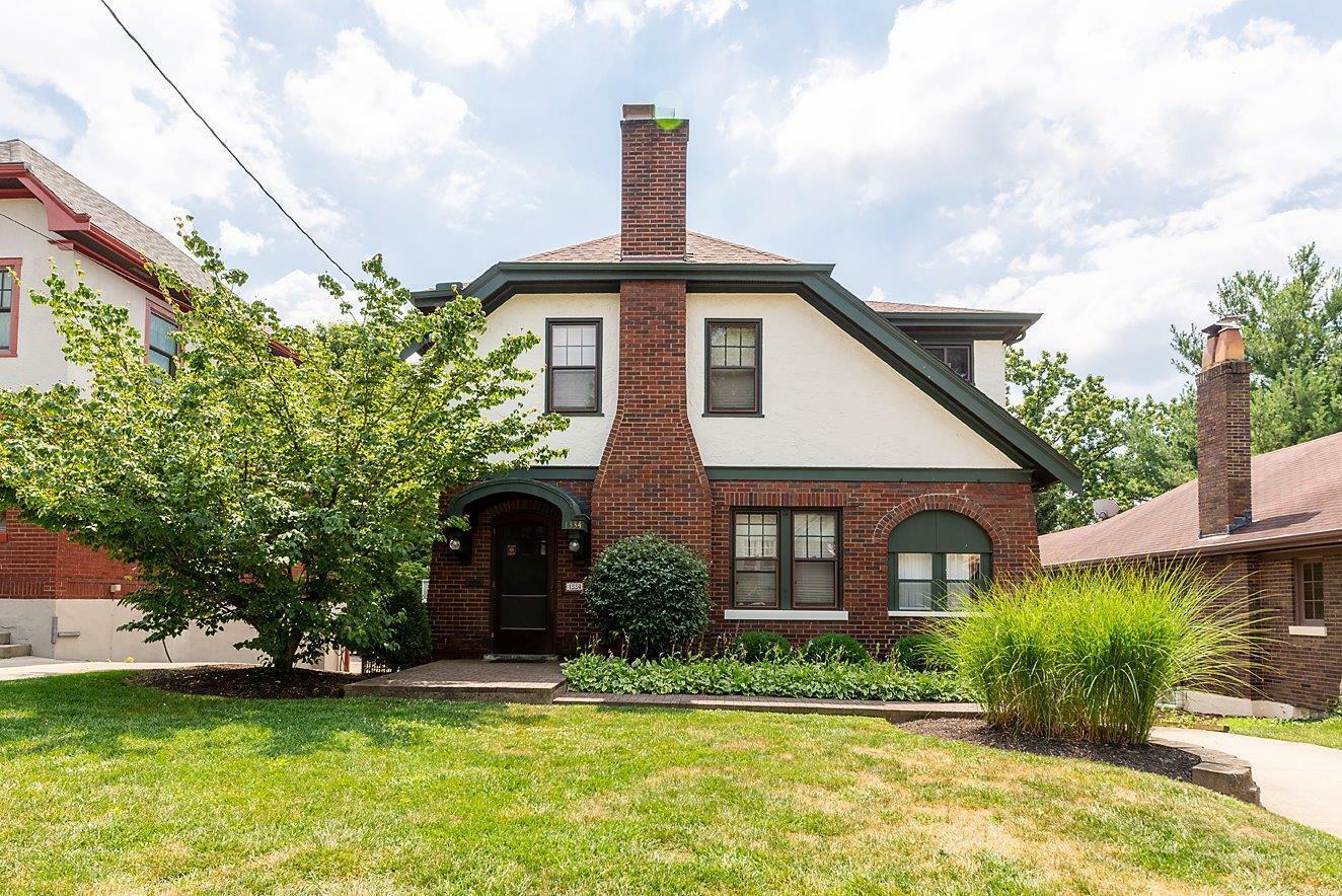 Property Photo: 1334 Herlin Pl OH 45208