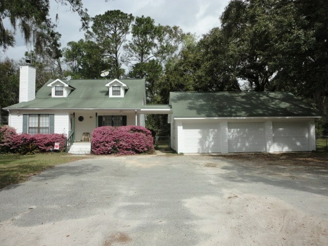 Property Photo:  1926 Limerick Road  GA 31320 