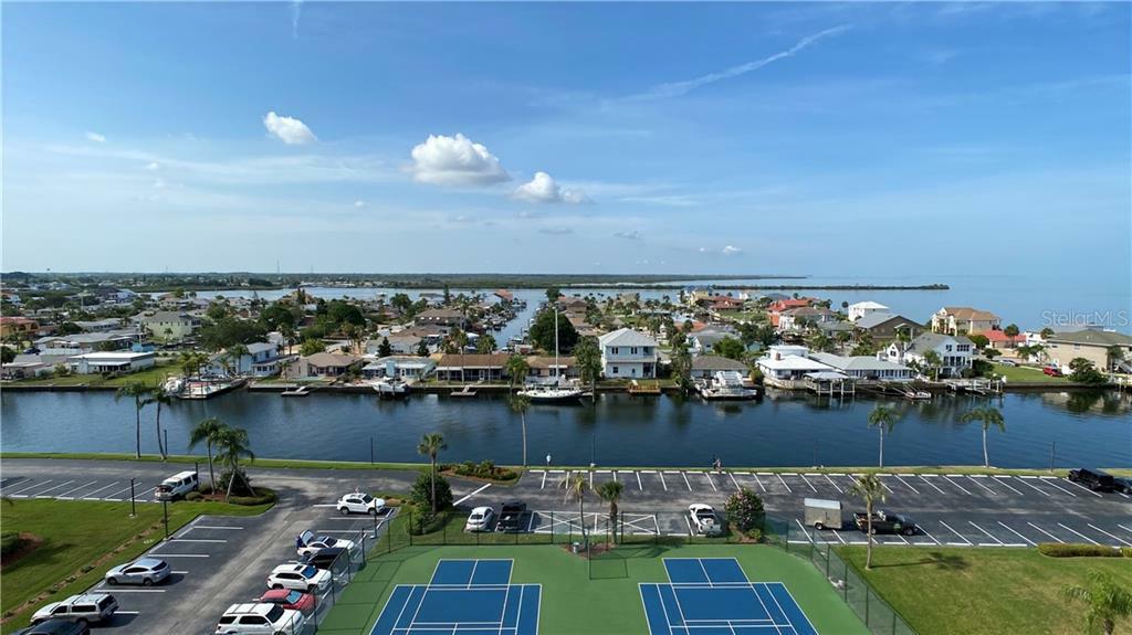 Property Photo: 5915 Sea Ranch Drive 806 FL 34667
