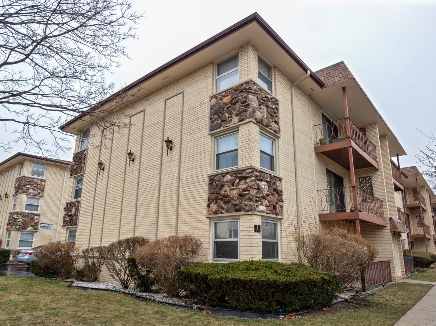 Property Photo:  4530 North Linder Avenue 1A  IL 60630 