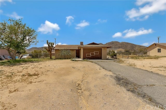 Property Photo: 4674 Avenida La Manana CA 92252