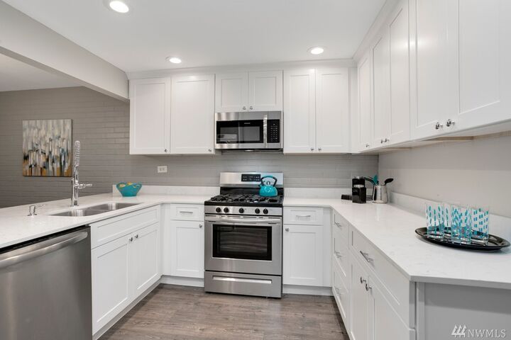 Property Photo: 10712 Glen Acres Drive S T42 WA 98168