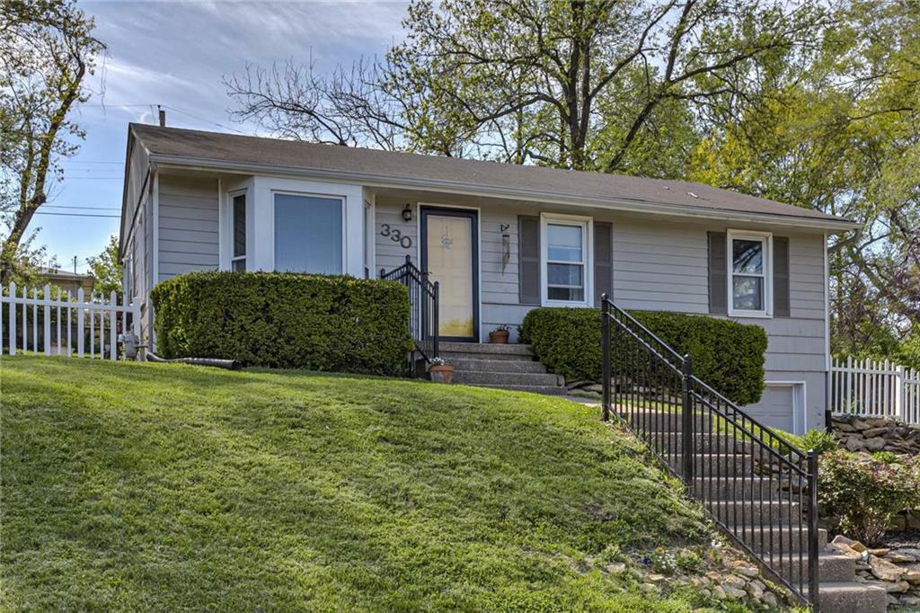 Property Photo:  330 S Fairview Avenue  MO 64068 