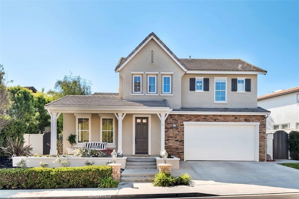 Property Photo: 112 Via Reseda CA 92673