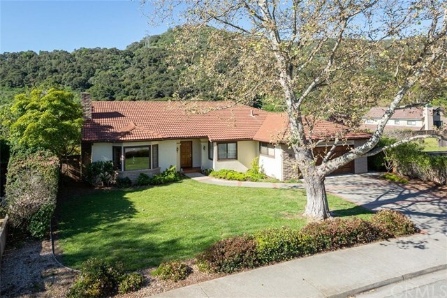 Property Photo:  931 Capistrano Court  CA 93405 