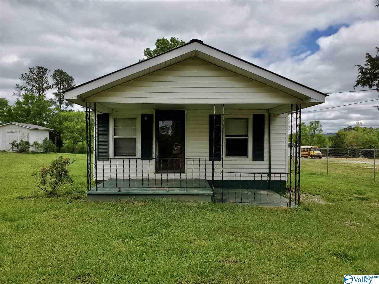 Property Photo:  727 Gaines Street  AL 35954 