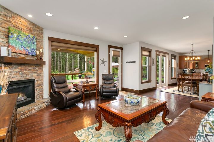 Property Photo: 11124 137th Avenue NE WA 98258