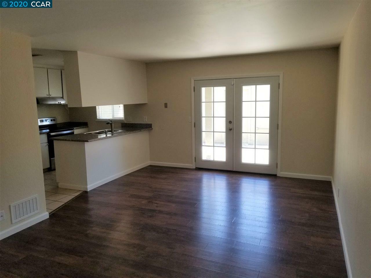 Property Photo: 21 Rainier Ln CA 94509