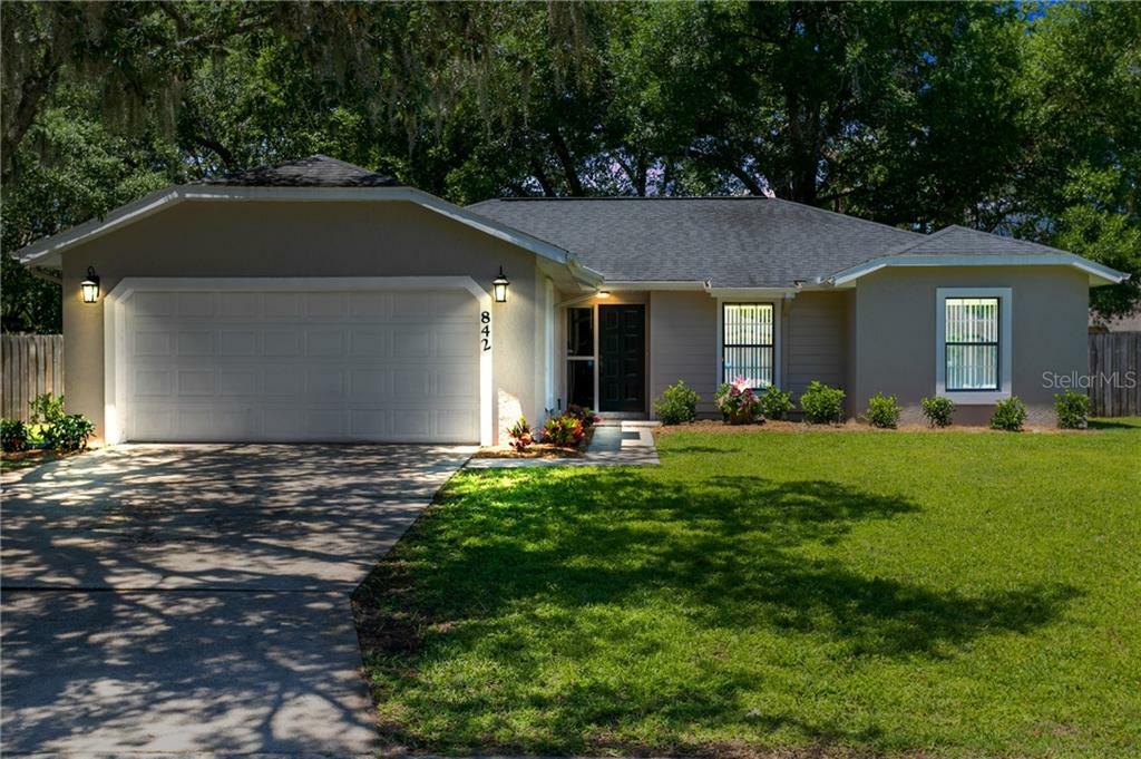 Property Photo:  842 W Timberland Trail  FL 32714 