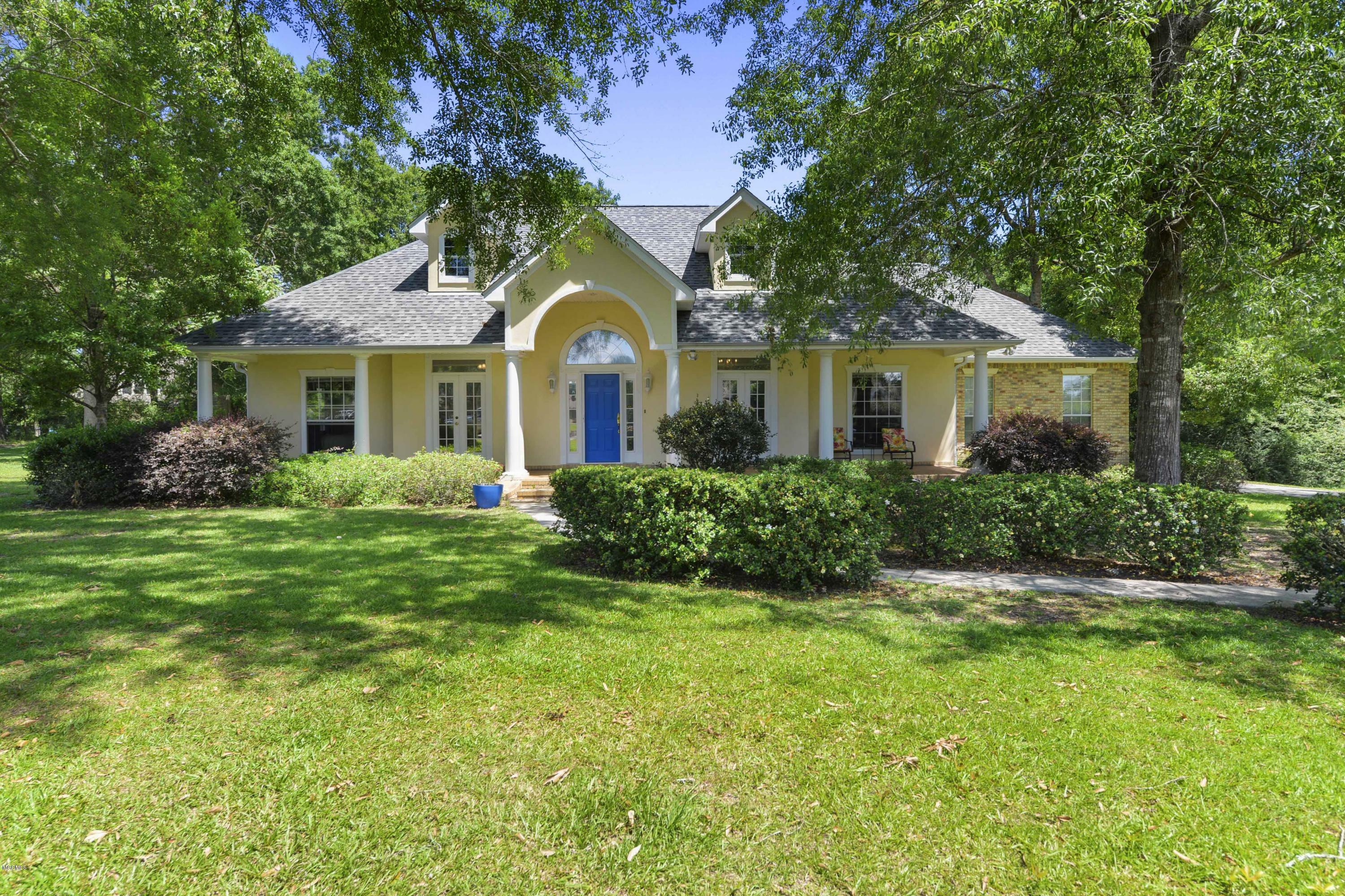Property Photo: 23 Briar Cliff Drive MS 39426