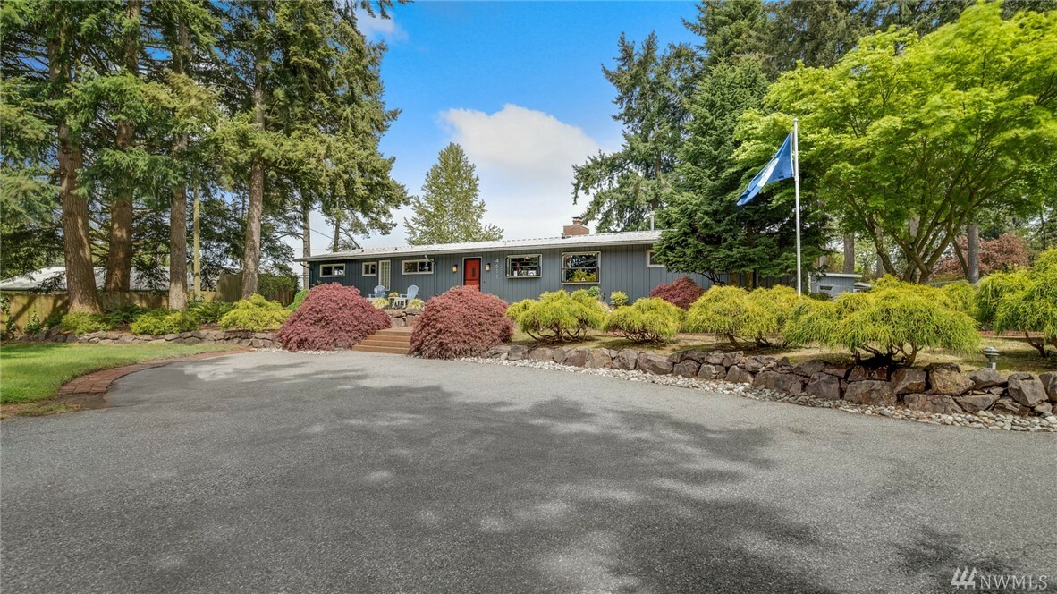 Property Photo:  4611 W View Dr  WA 98203 