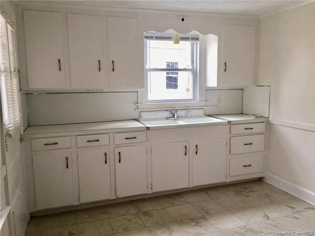 Property Photo:  59 Washington Avenue 1  CT 06518 