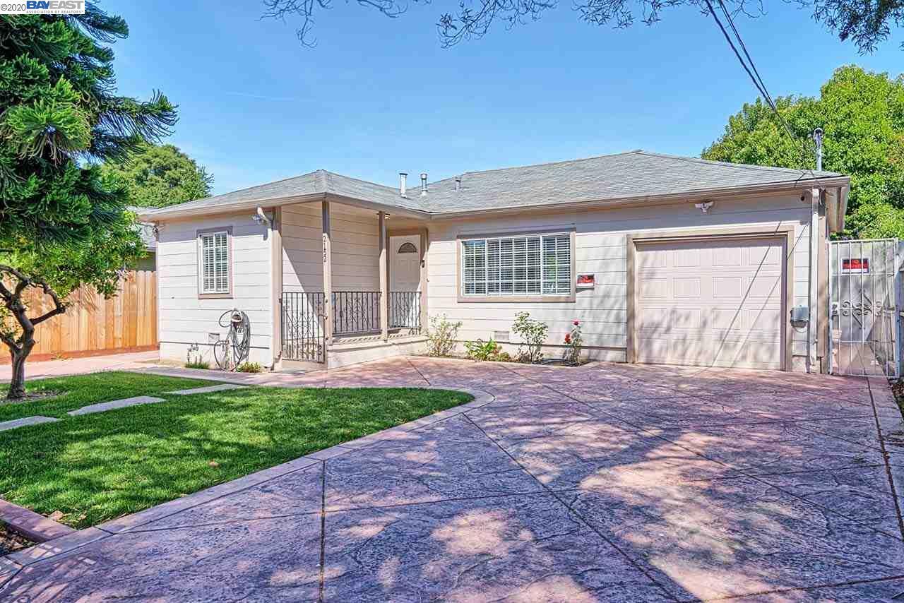 Property Photo:  2152 Ralmar Ave  CA 94303 