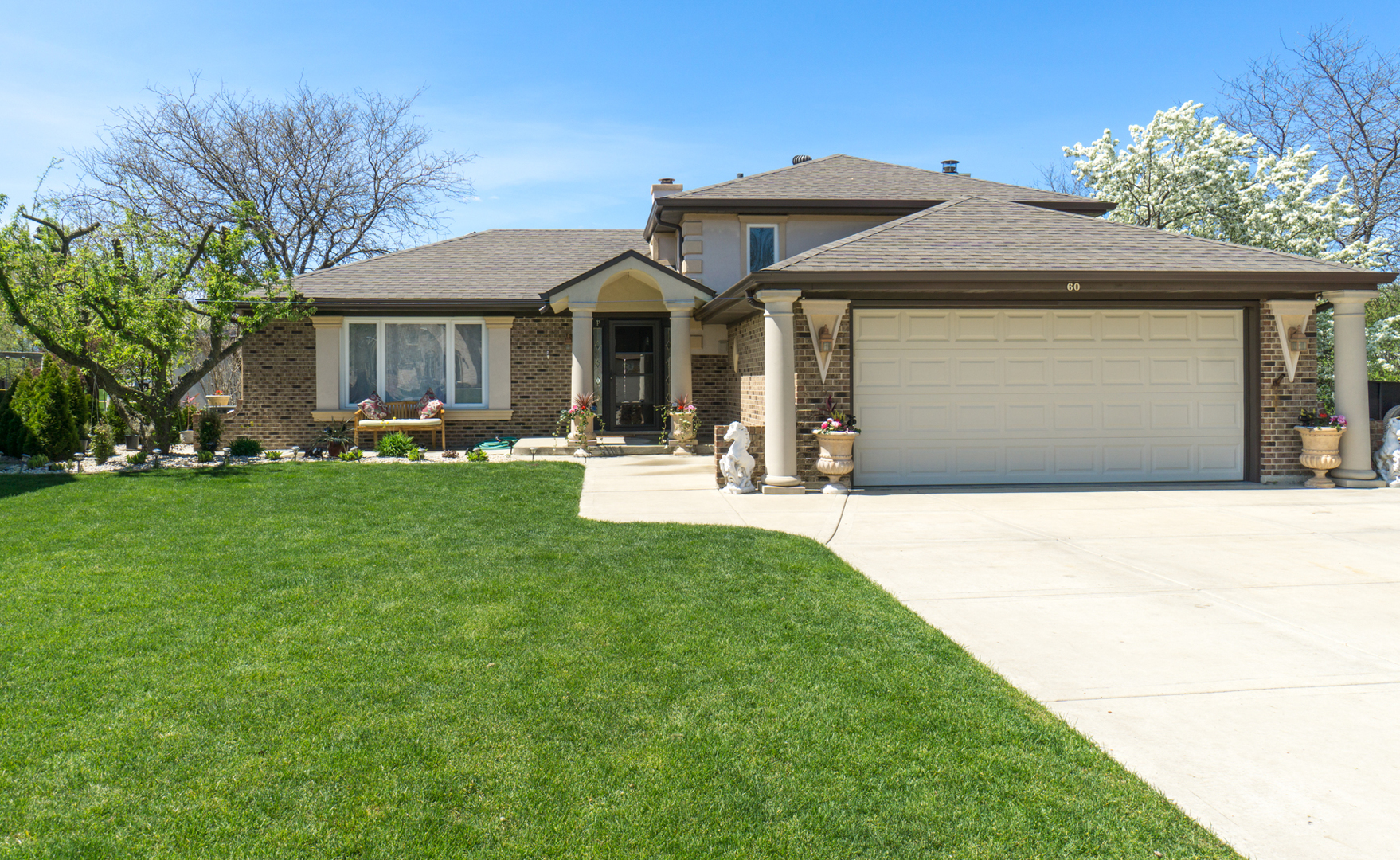 60 North Prairie Drive  Addison IL 60101 photo