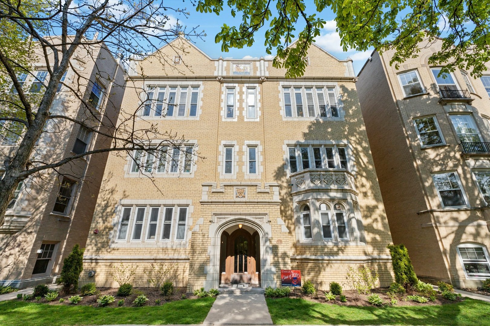 Property Photo:  653 Hinman Avenue 3N  IL 60202 