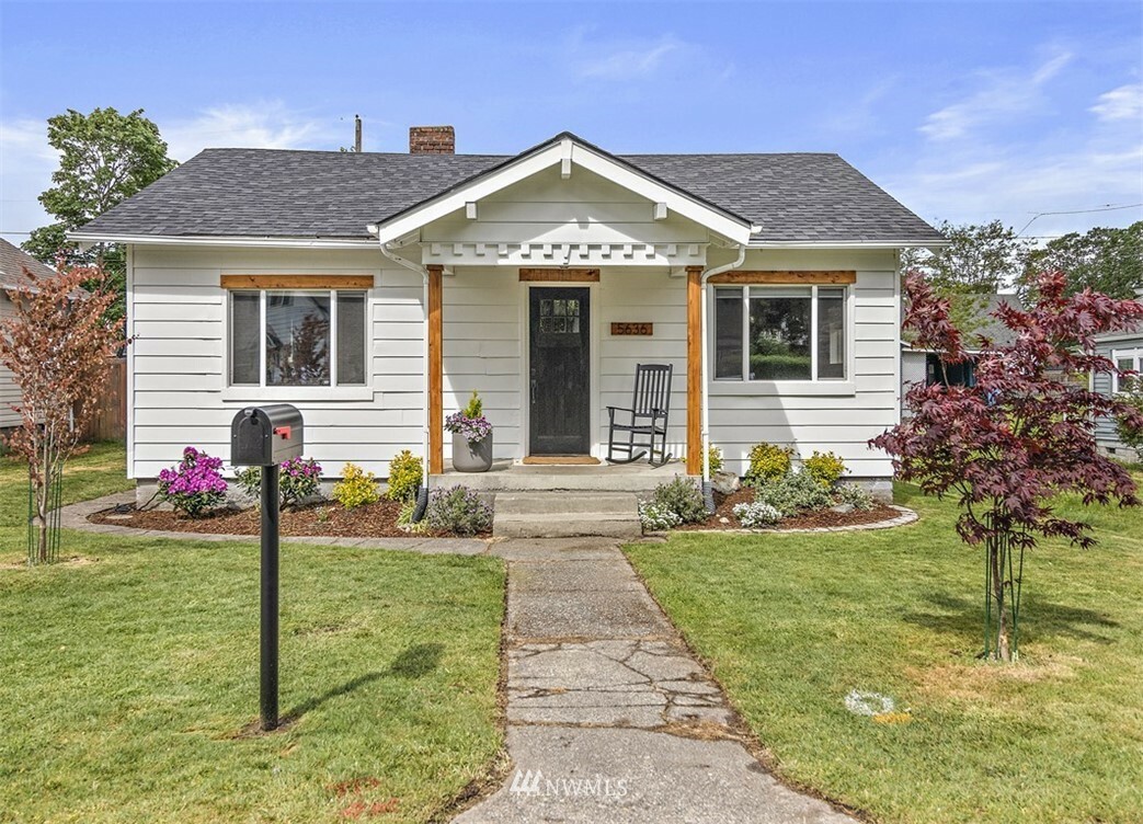 Property Photo:  5636 S Cedar Street  WA 98409 