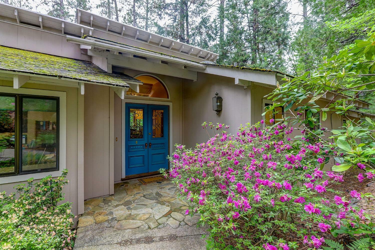 Property Photo: 10966 Sutter Way CA 95959