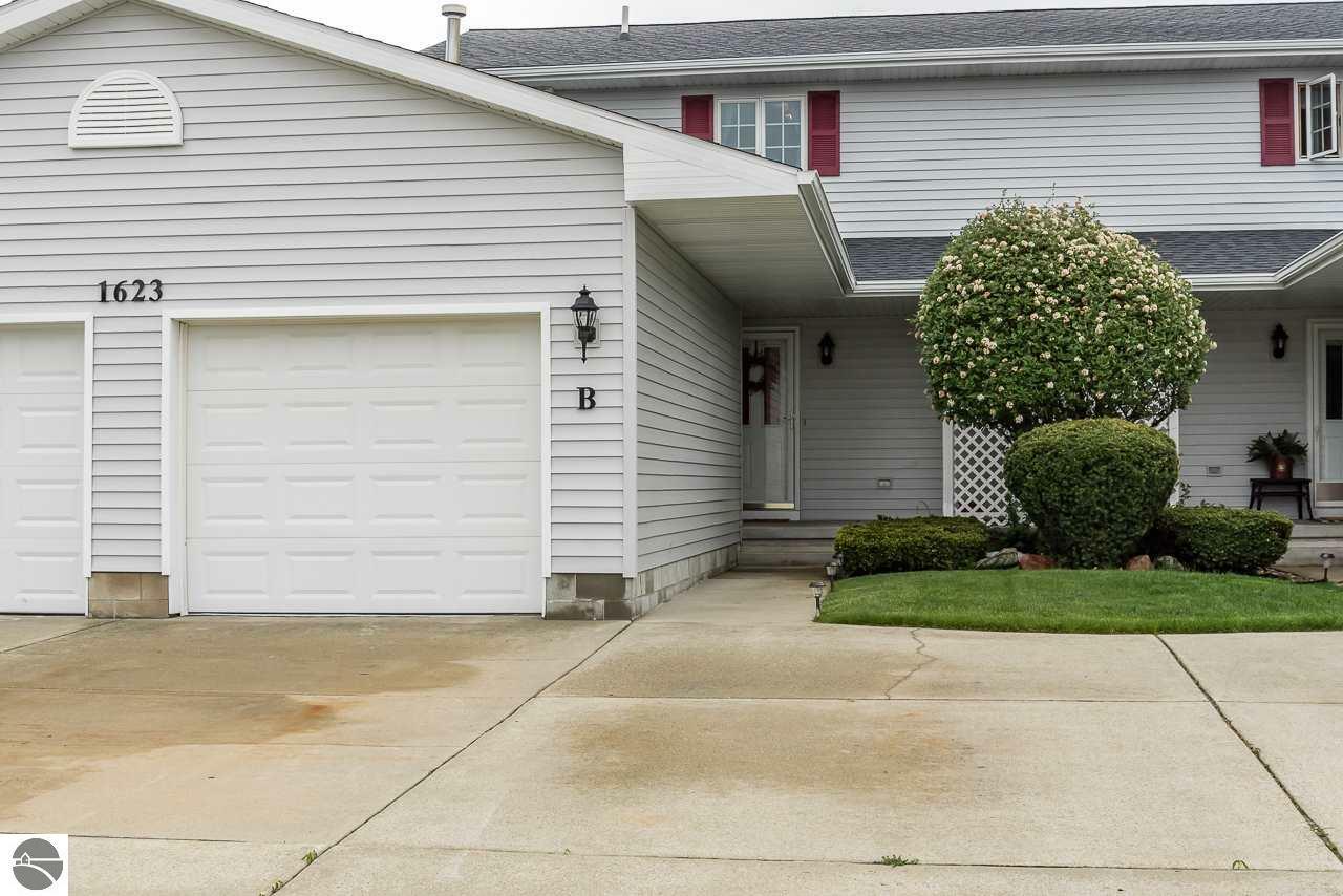 Property Photo:  1623 E Gaylord Street  MI 48858 