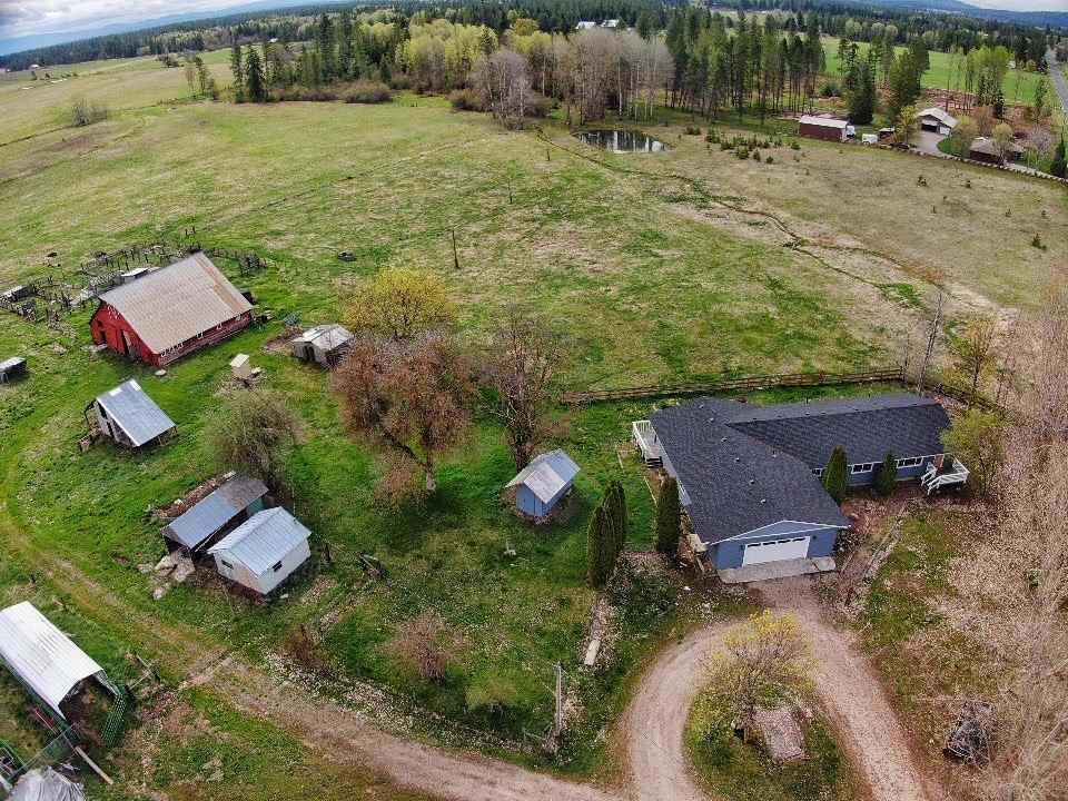 Property Photo:  4583 Williams Valley Rd  WA 99110-9723 