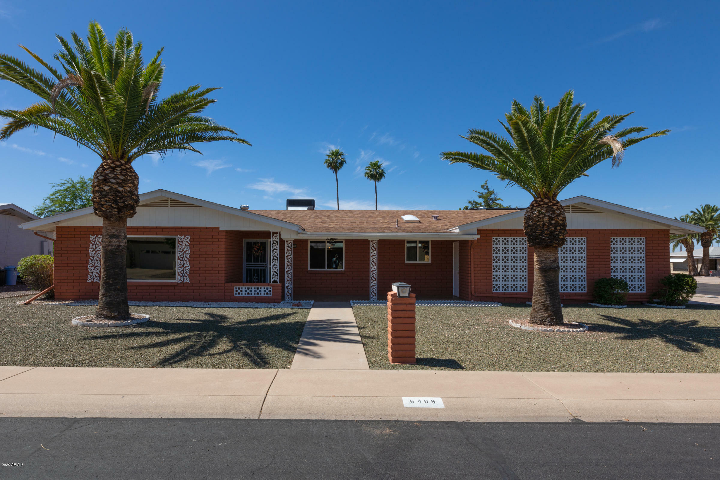 Property Photo:  6409 E Ellis Street  AZ 85205 