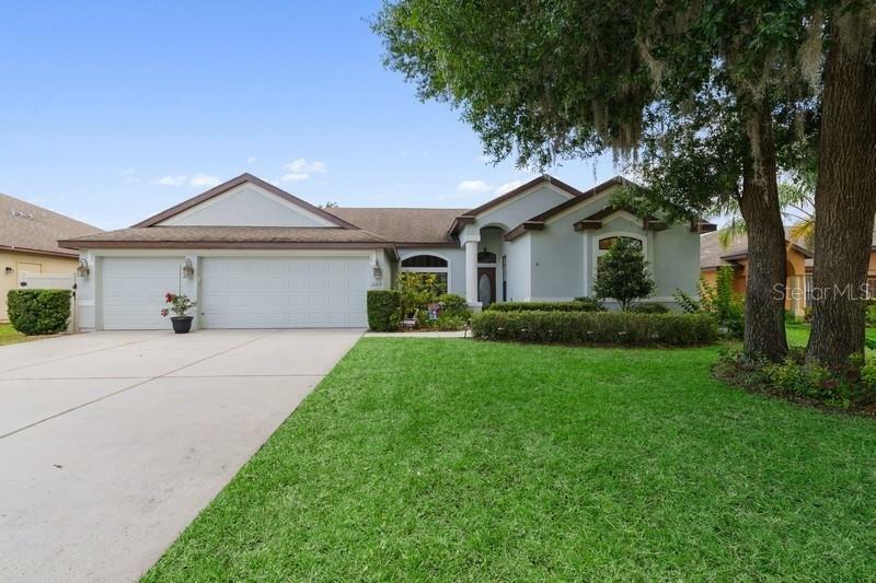 Property Photo:  1122 Ivey Lake Drive  FL 32763 