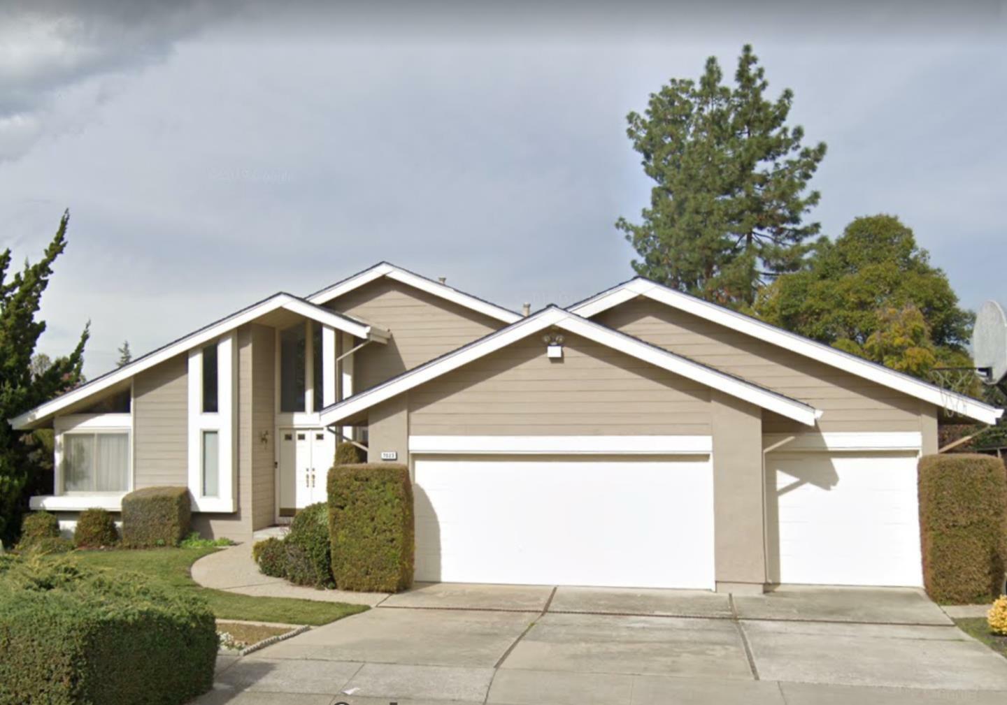 Property Photo: 7023 Burnside Drive CA 95120