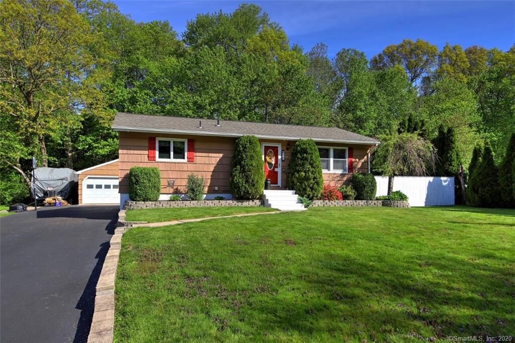 Property Photo: 146 Putney Drive CT 06516