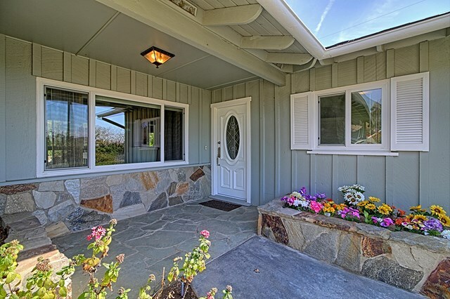 Property Photo:  460 W Loop Drive  CA 93010 