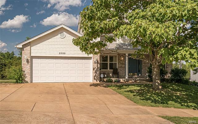 Property Photo:  2520 Castle Pines Drive   63052 