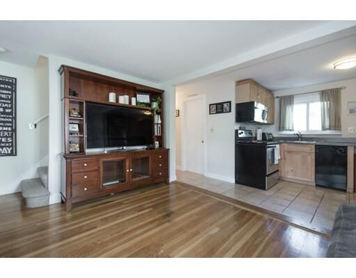 Property Photo: 9 Queenwood Terrace MA 02148