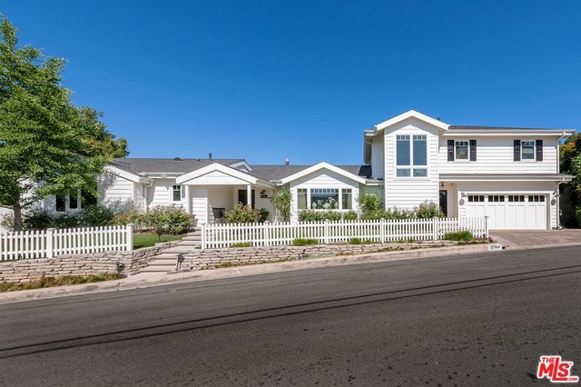 Property Photo:  2144 Linda Flora Dr  CA 90077 