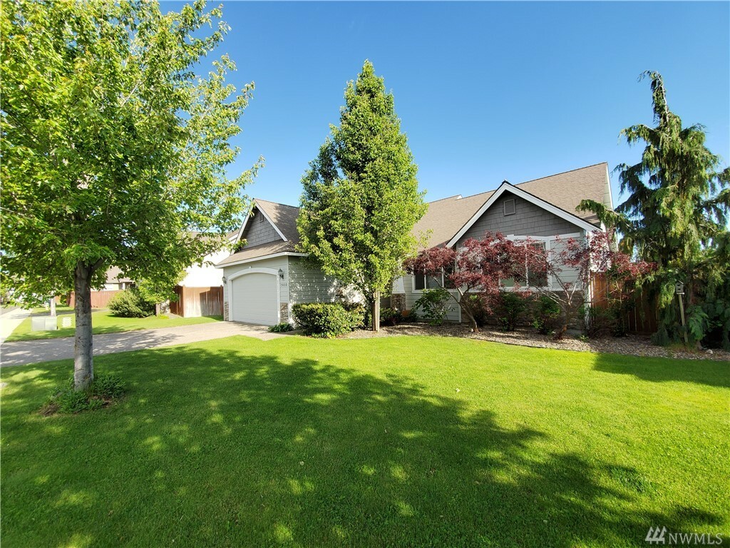 Property Photo:  2633 Millstone Loop  WA 98926 